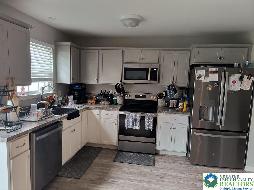 708 Bach Court Property Photo 11
