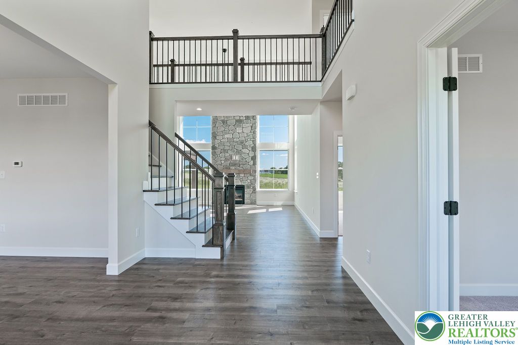 5043 Chapmans Road Property Photo 3
