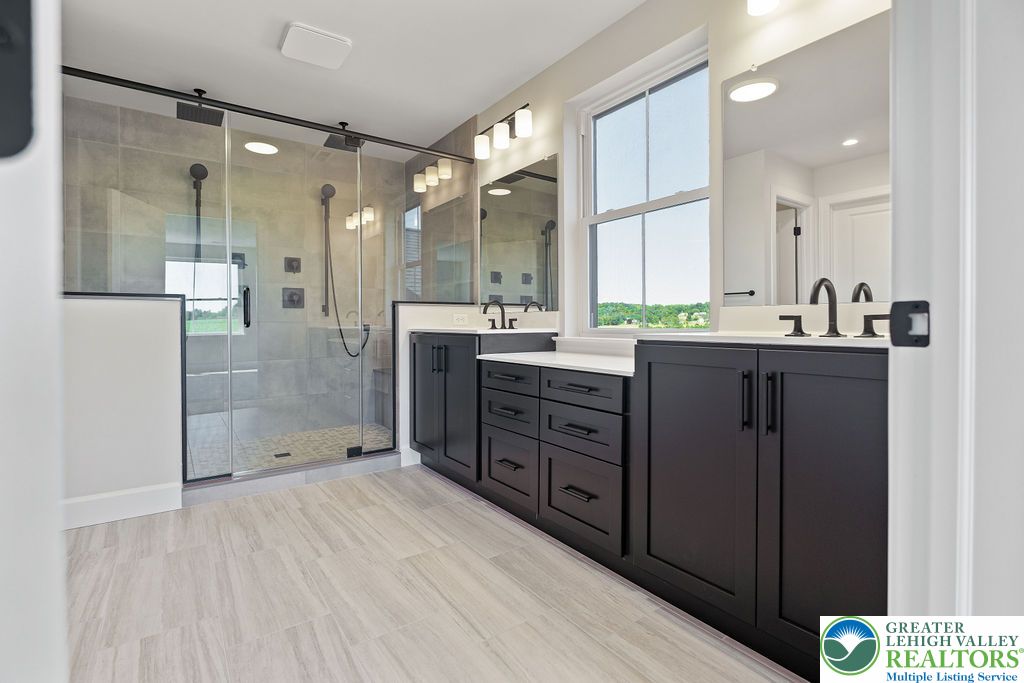 5043 Chapmans Road Property Photo 14