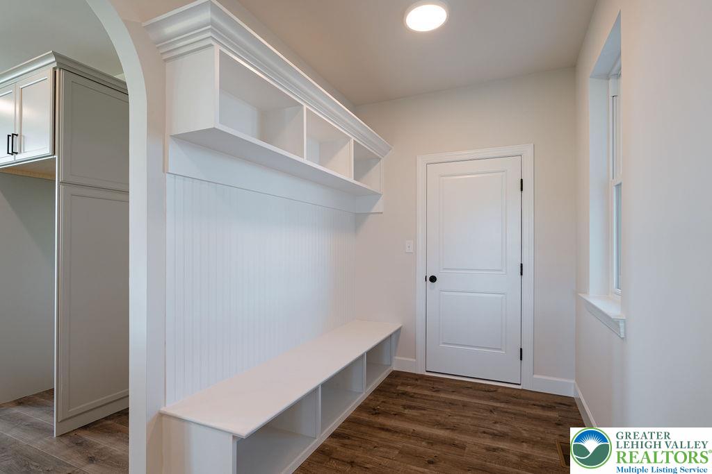 5043 Chapmans Road Property Photo 18