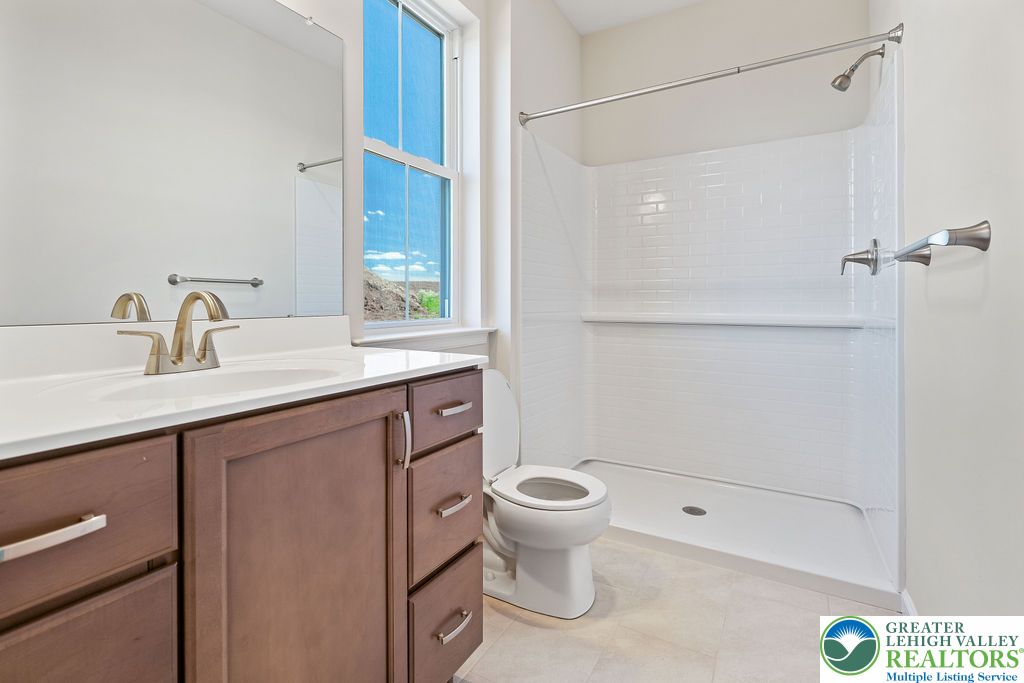 5043 Chapmans Road Property Photo 19