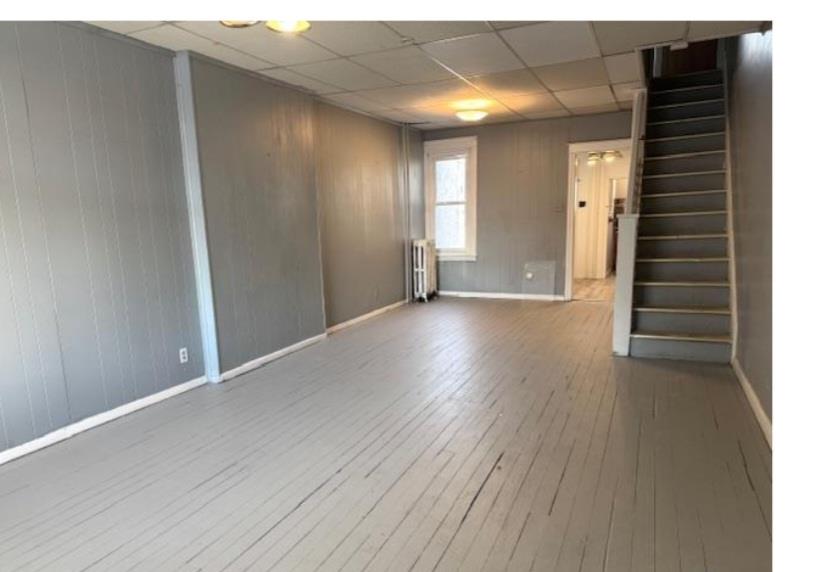 963 Green Street Property Photo 4