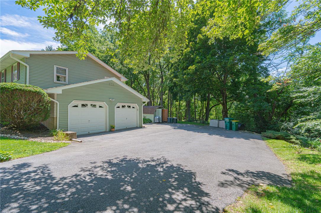 5472 Lower Macungie Road Property Photo 7
