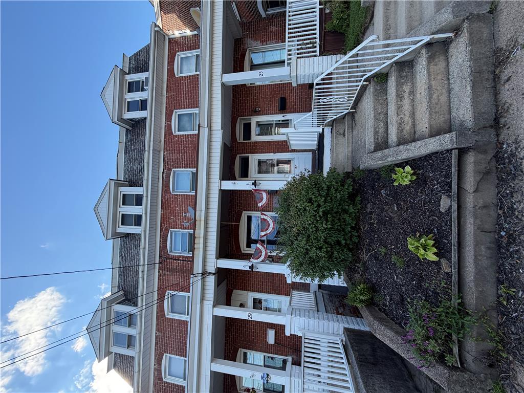 27 Chestnut Street Property Photo 1