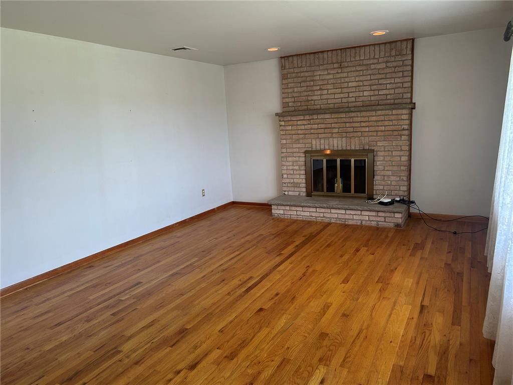 705 Frost Hollow Property Photo 3