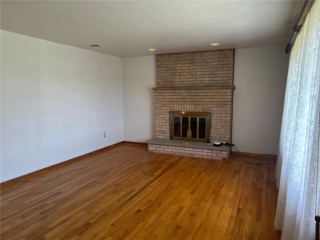 705 Frost Hollow Property Photo 4