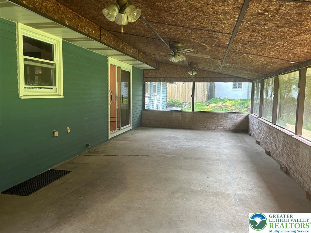 705 Frost Hollow Property Photo 28