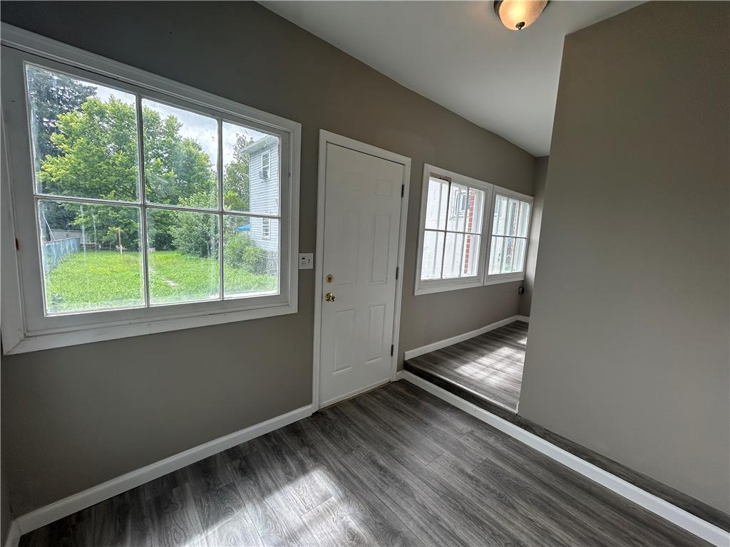 110 Front Street Property Photo 6