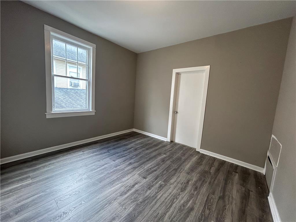 110 Front Street Property Photo 12