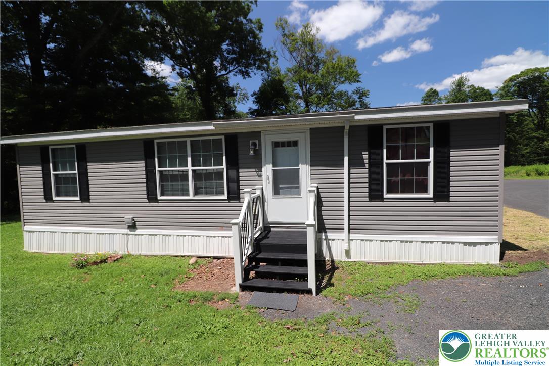 287 Birchwood Property Photo 3