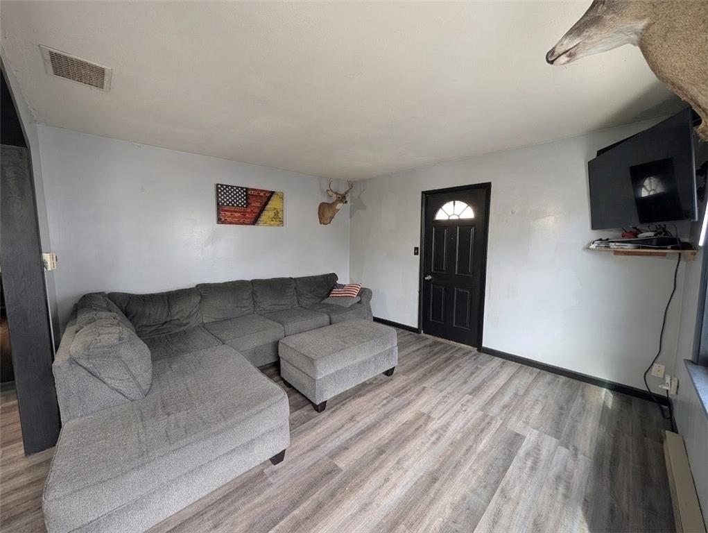 29 East Depot Street Property Photo 6