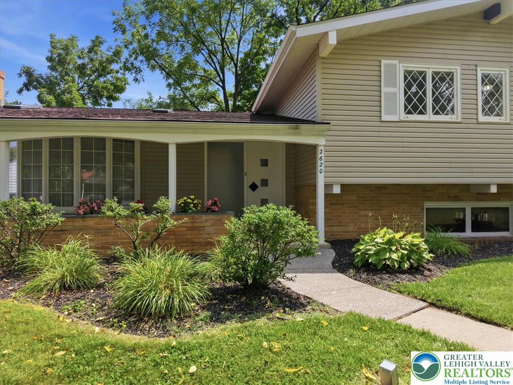 2620 West Livingston Street Property Photo 5