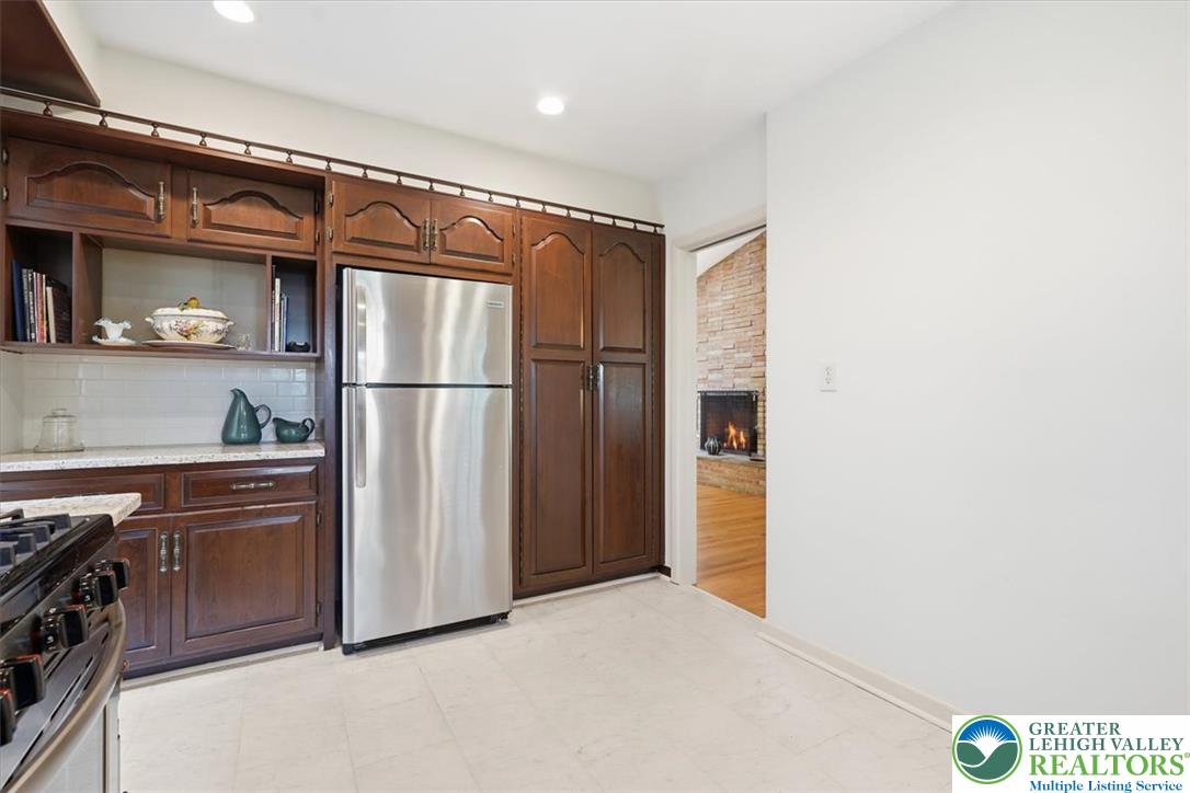 2620 West Livingston Street Property Photo 14