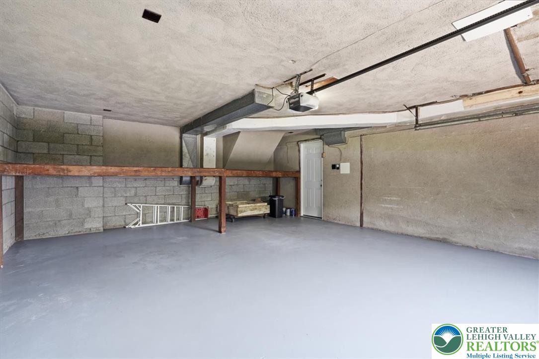 2620 West Livingston Street Property Photo 47