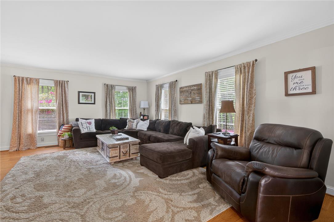 595 Walnut Avenue Property Photo 31