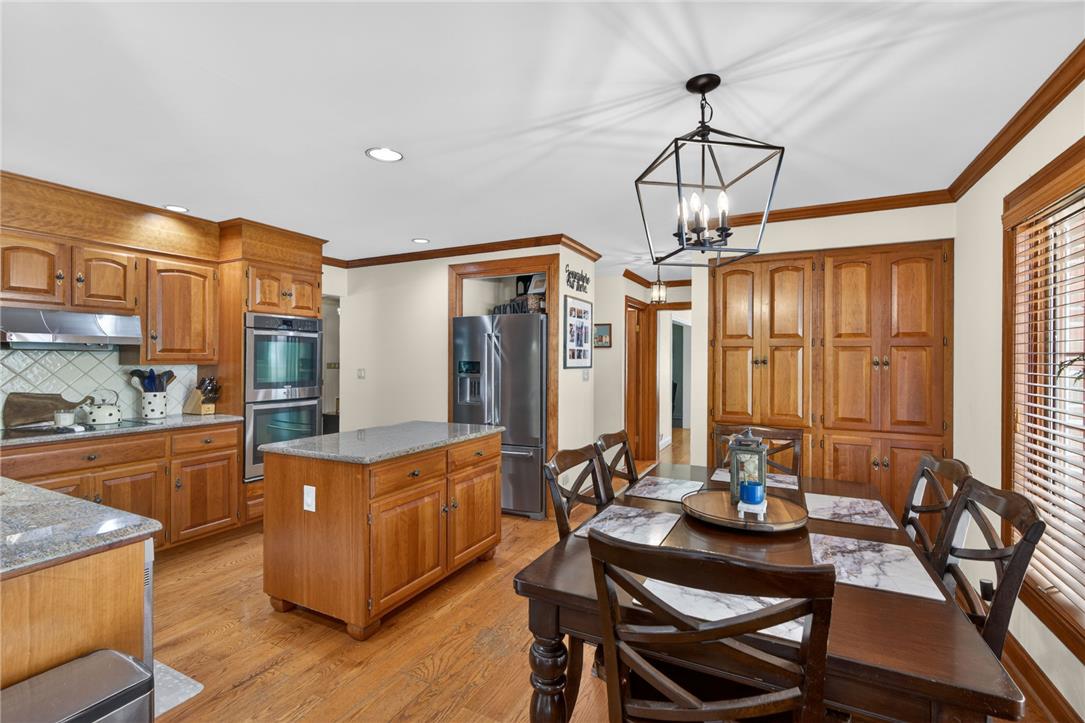 595 Walnut Avenue Property Photo 40