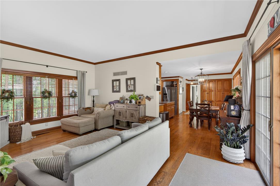 595 Walnut Avenue Property Photo 46