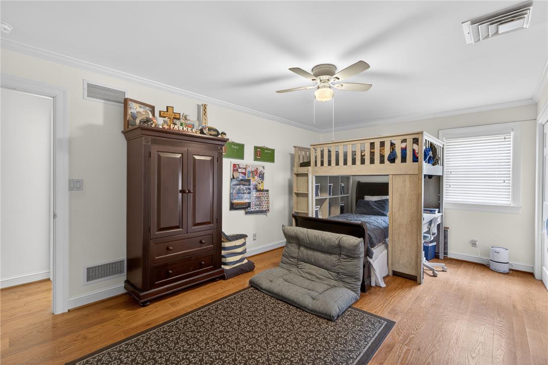 595 Walnut Avenue Property Photo 57