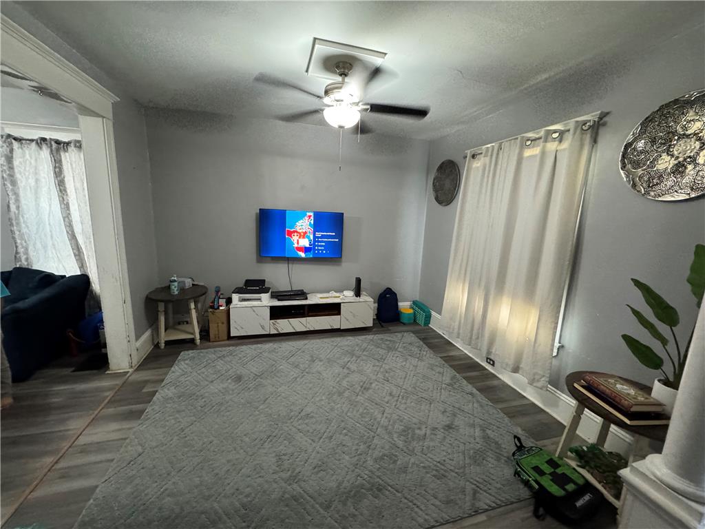 946 South 24th Street Property Photo 3