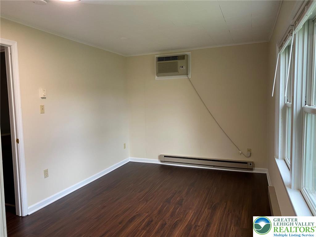 73 South Church Street B Property Photo 9