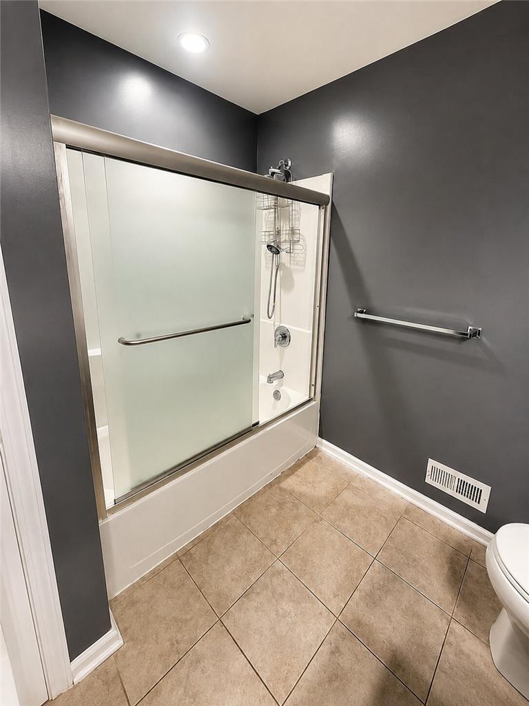 5960 Valley Forge Drive Property Photo 17