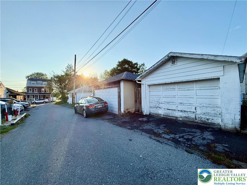 312 Susquehanna Street Property Photo 28