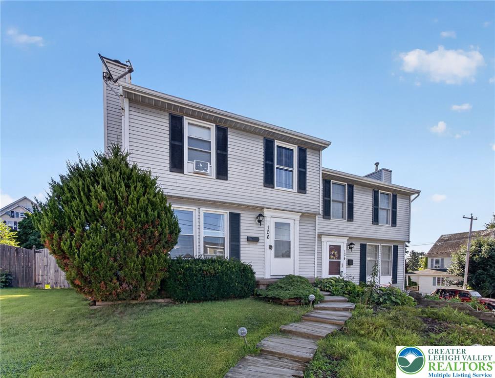 106 North Lobb Avenue Property Photo 1