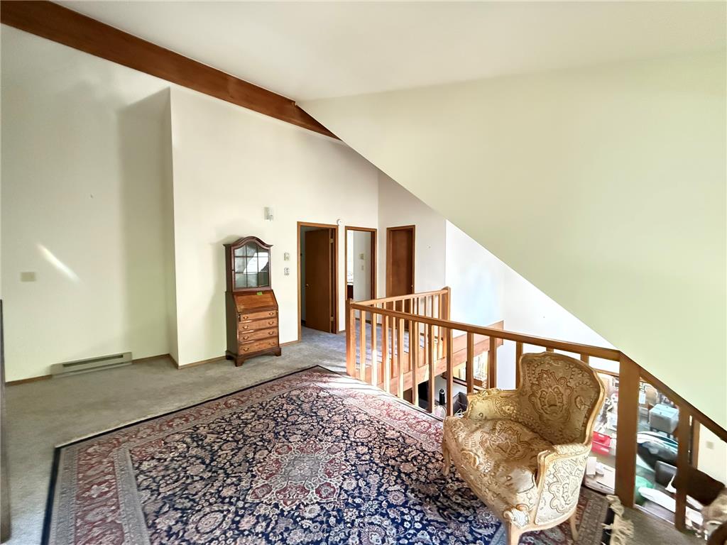2143 Rosemont Drive Property Photo 13