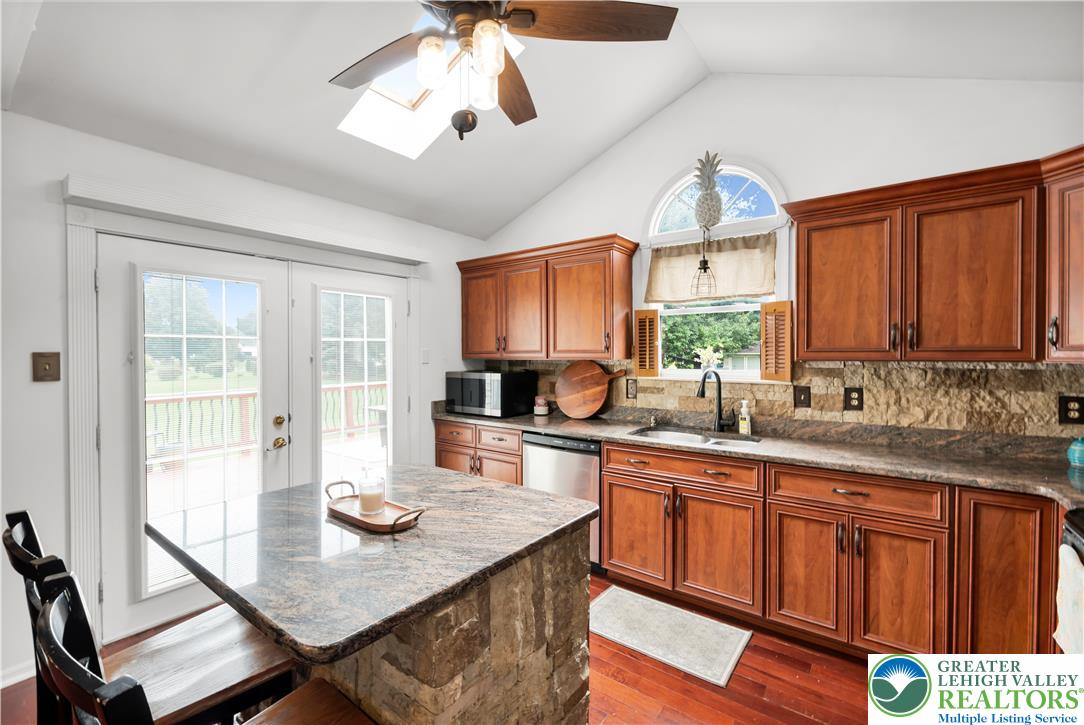 4531 Lenox Drive Property Photo 11
