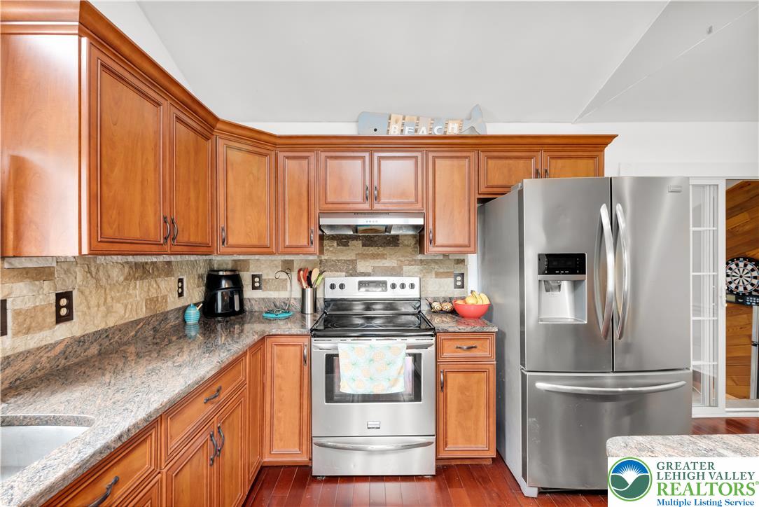 4531 Lenox Drive Property Photo 14
