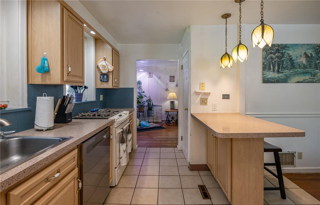 1925 Fairmont Street Property Photo 12