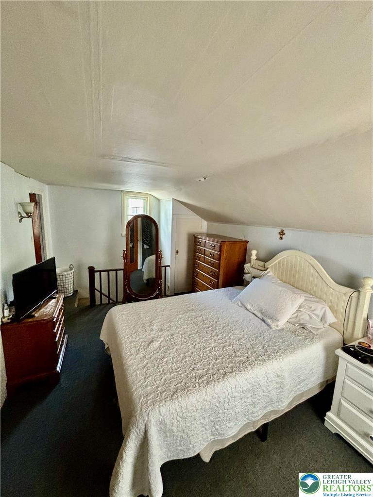 282 Young Road Property Photo 18