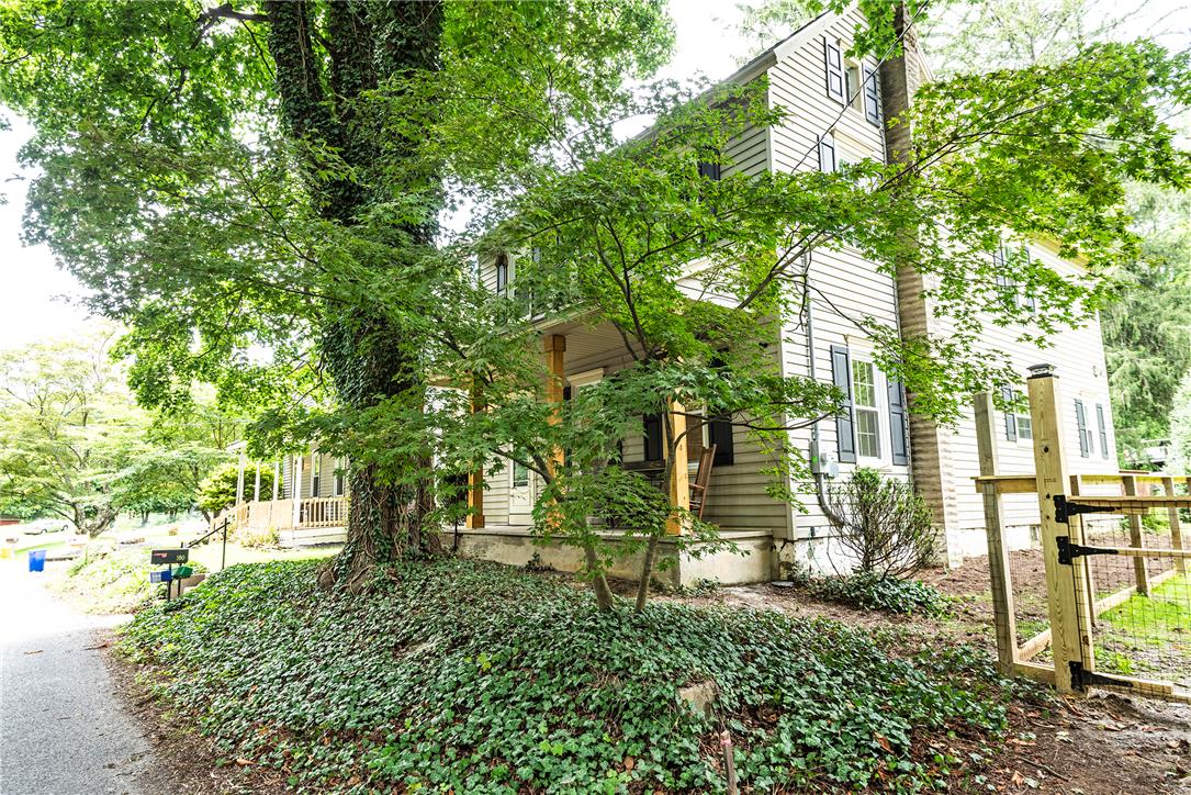 100 Creek Road Property Photo 6