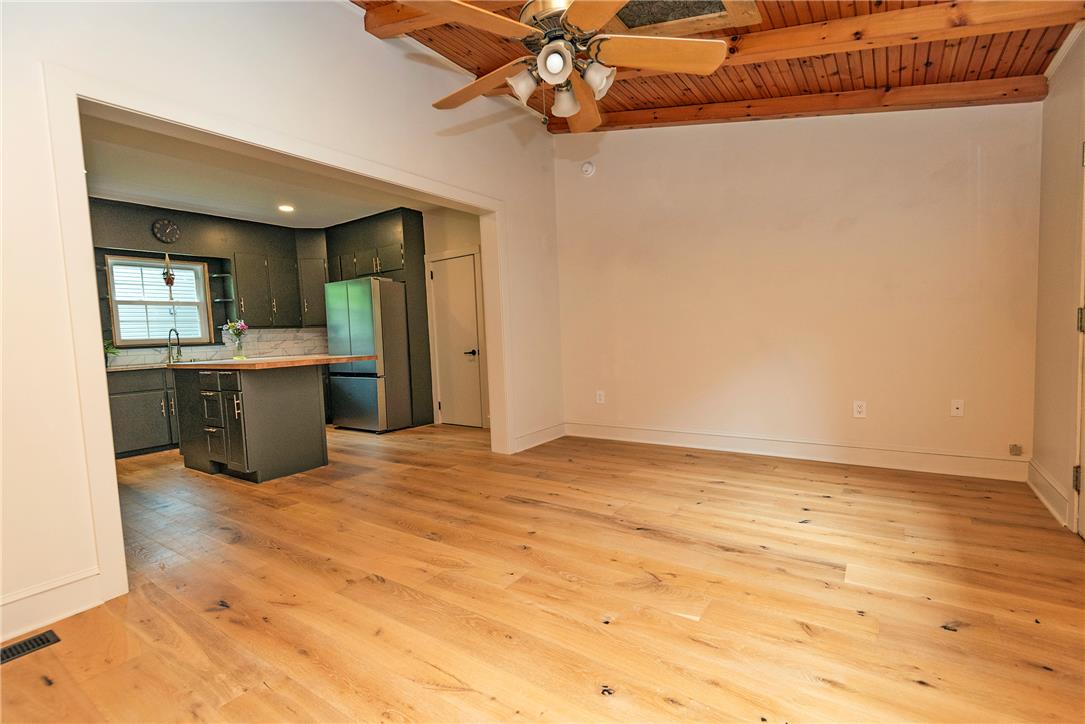 100 Creek Road Property Photo 34