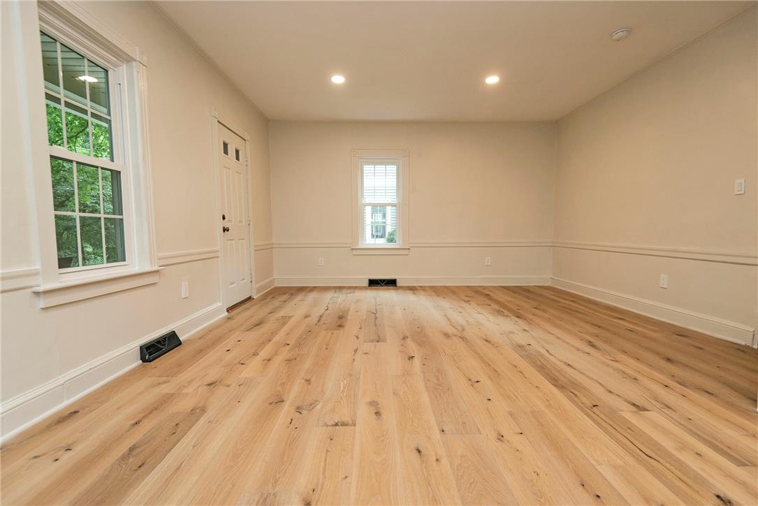 100 Creek Road Property Photo 36