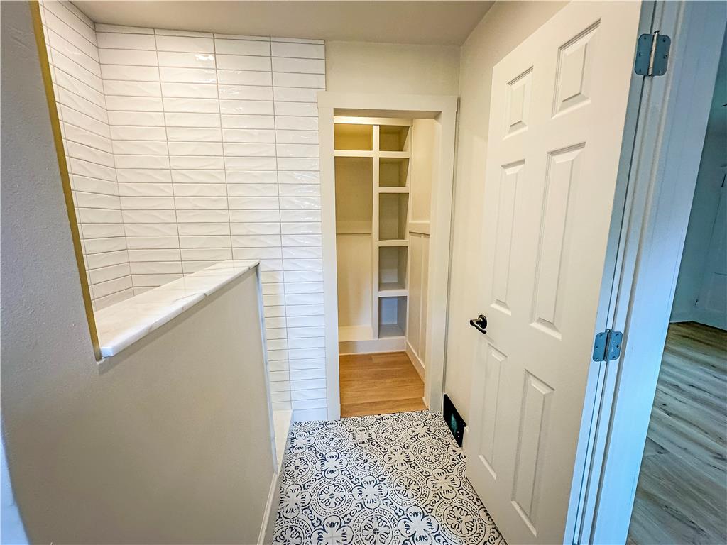 100 Creek Road Property Photo 42