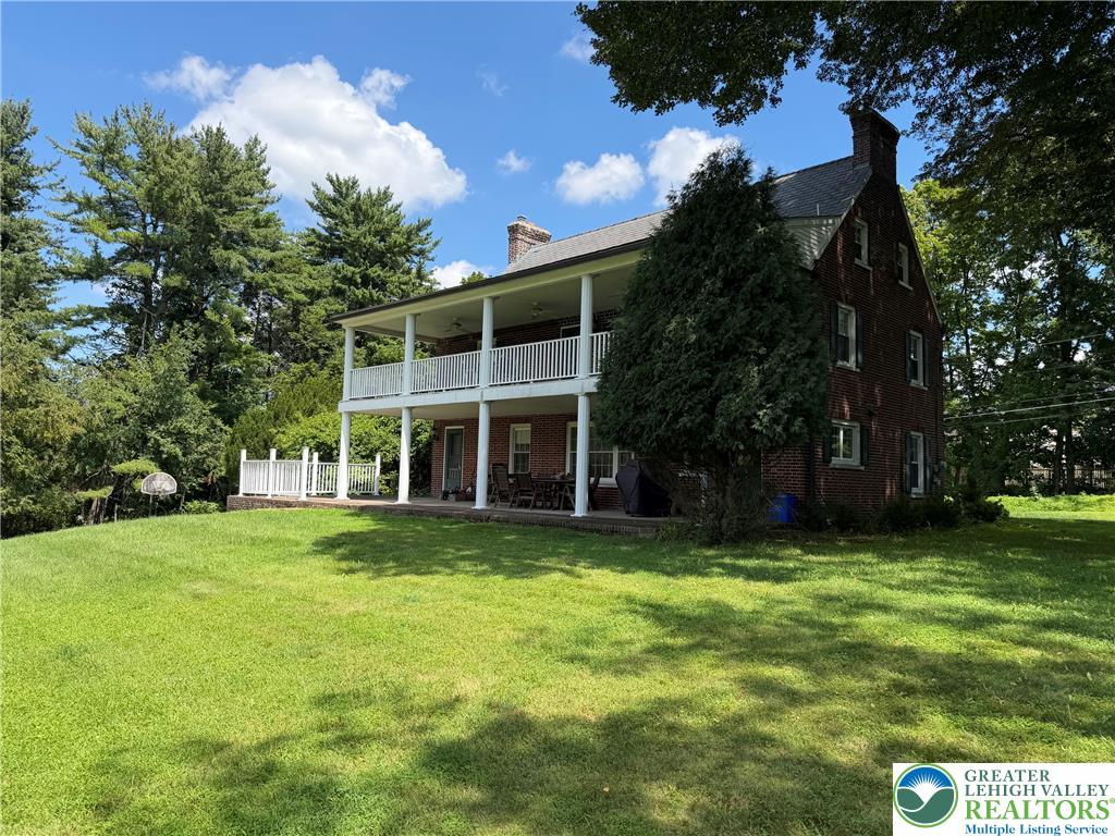 1841 Main Street Property Photo 4