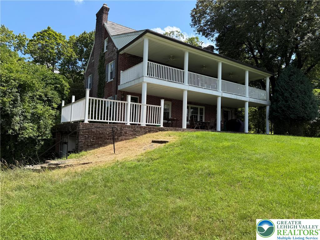 1841 Main Street Property Photo 6