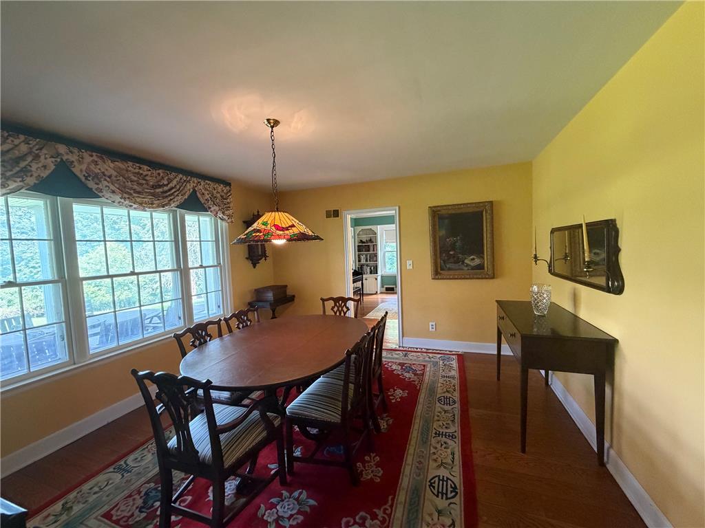 1841 Main Street Property Photo 15