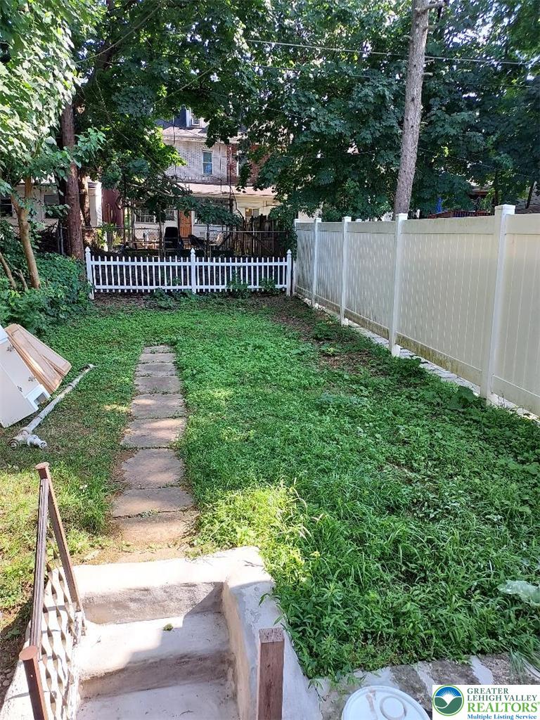 1444 Lehigh Street Property Photo 2