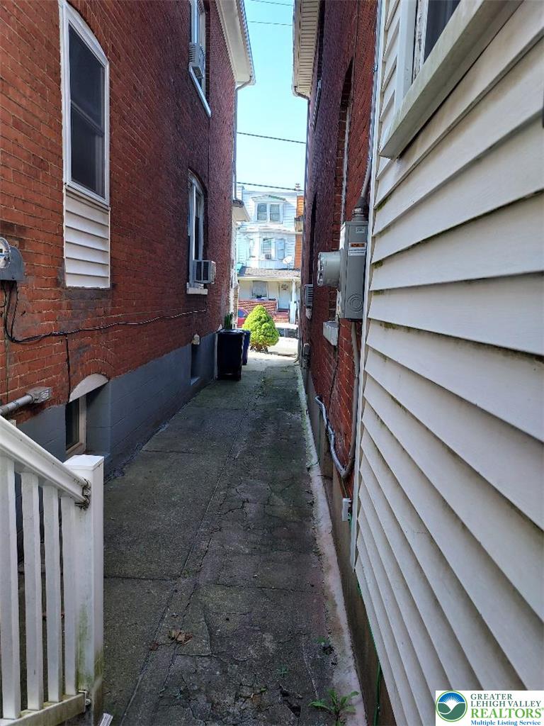 1444 Lehigh Street Property Photo 7