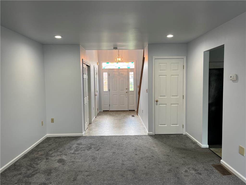 2635 Middle Way Property Photo 3