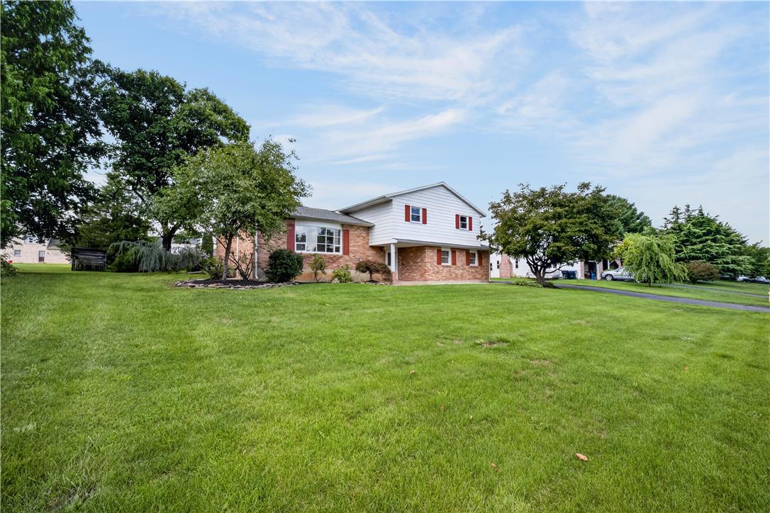1160 Brentwood Avenue Property Photo 1