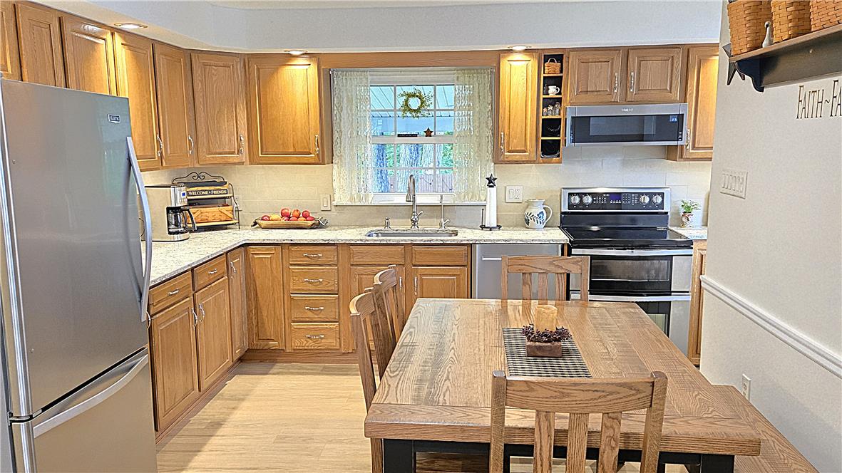249 Ohio Avenue Property Photo 8