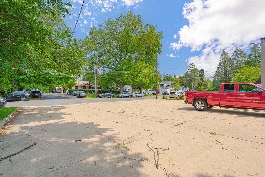 1302 North 18th Street Property Photo 3