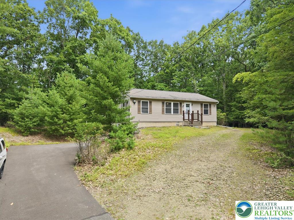 158 Pioneer Road Property Photo 5