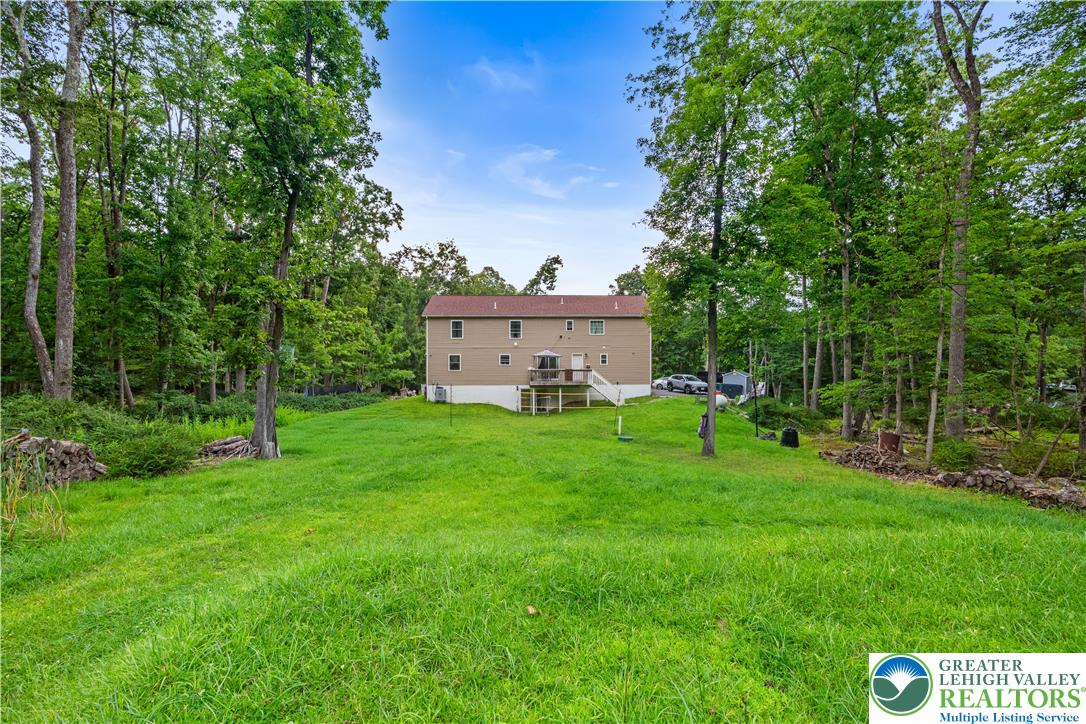 195 Sunrise Loop Property Photo 9