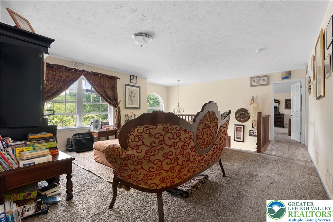 195 Sunrise Loop Property Photo 36