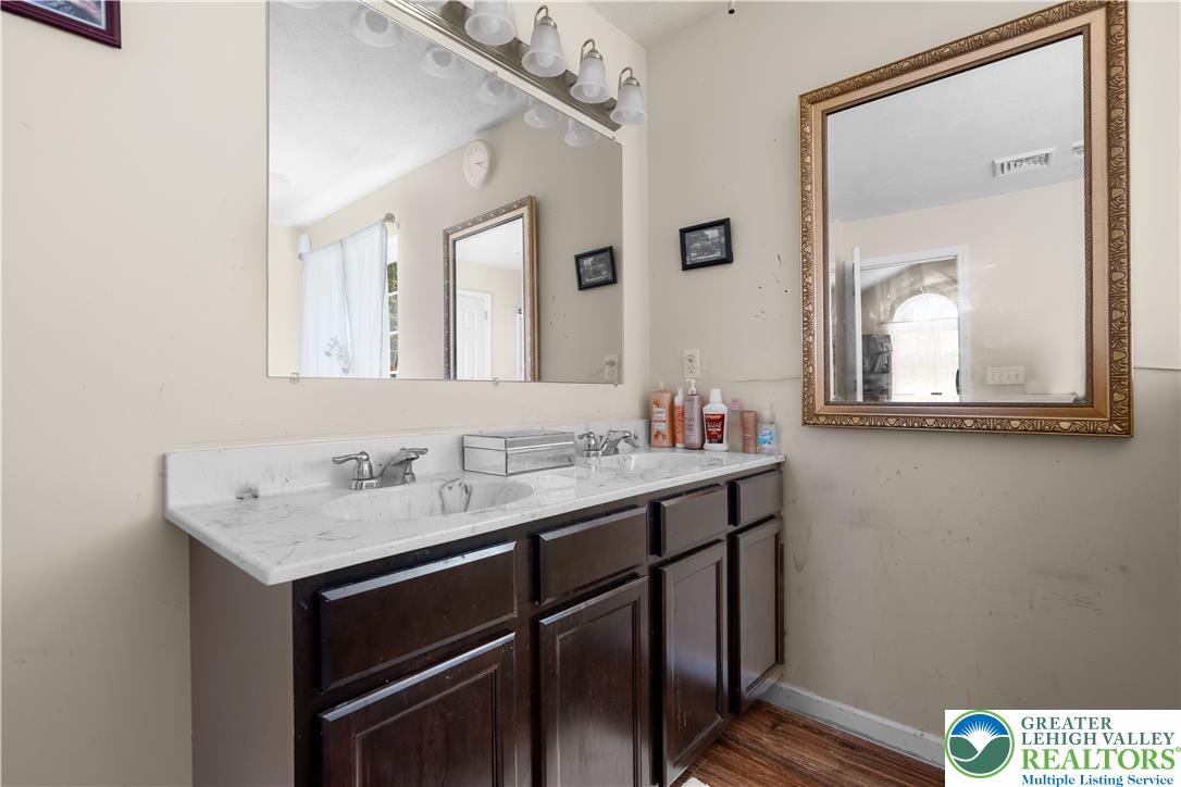 195 Sunrise Loop Property Photo 41
