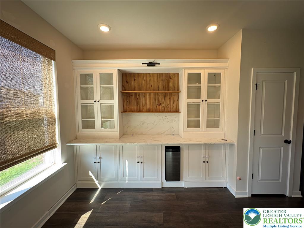 4946 Brookside Court Property Photo 11